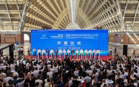 MetroTrans 2025在青岛开幕 国家级、国际化城轨嘉年华创新破局