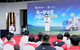 卡车变“画布”，满帮公益让孤独症儿童画作走遍中国